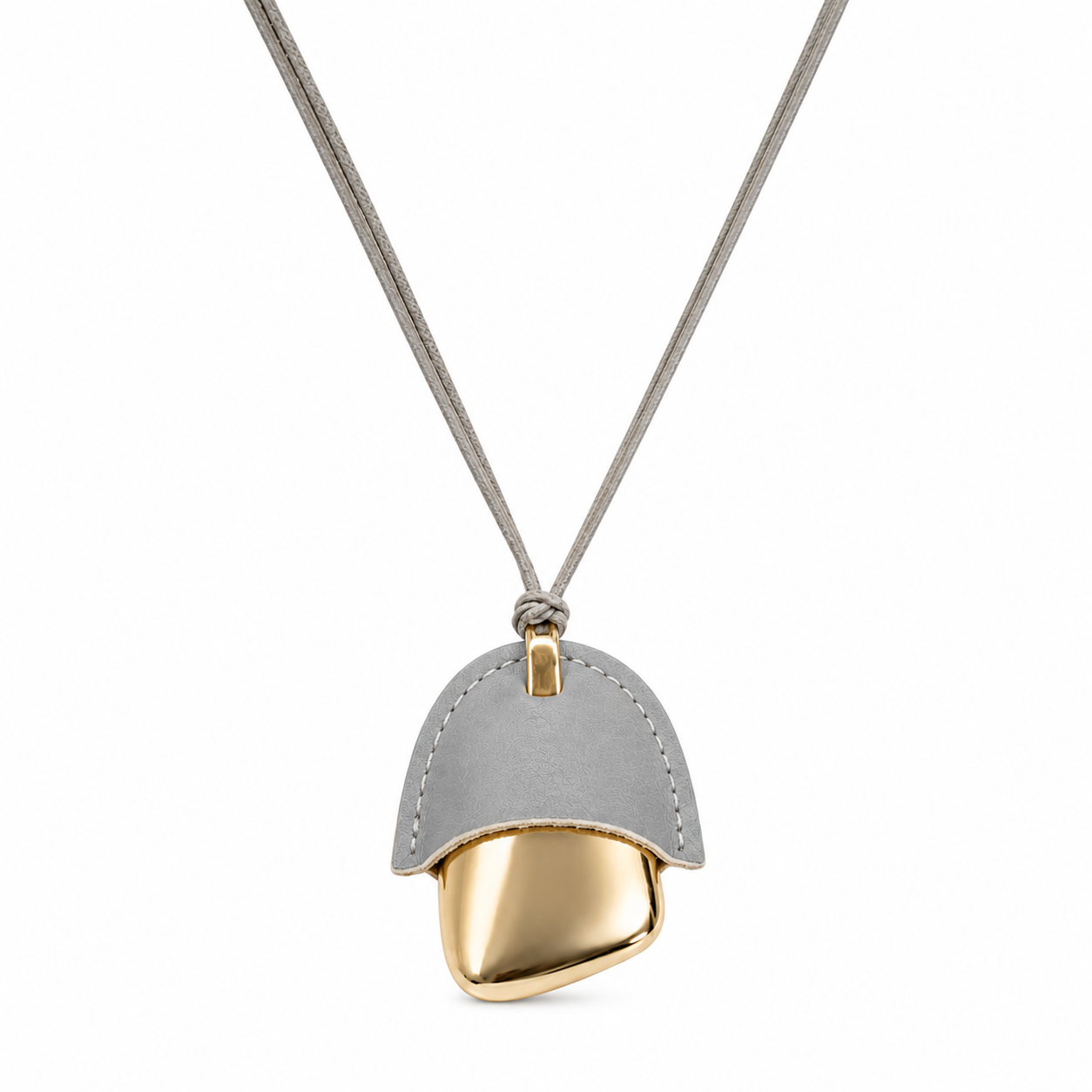 Minimalist Acorn Pendant Necklace – 18K Gold
