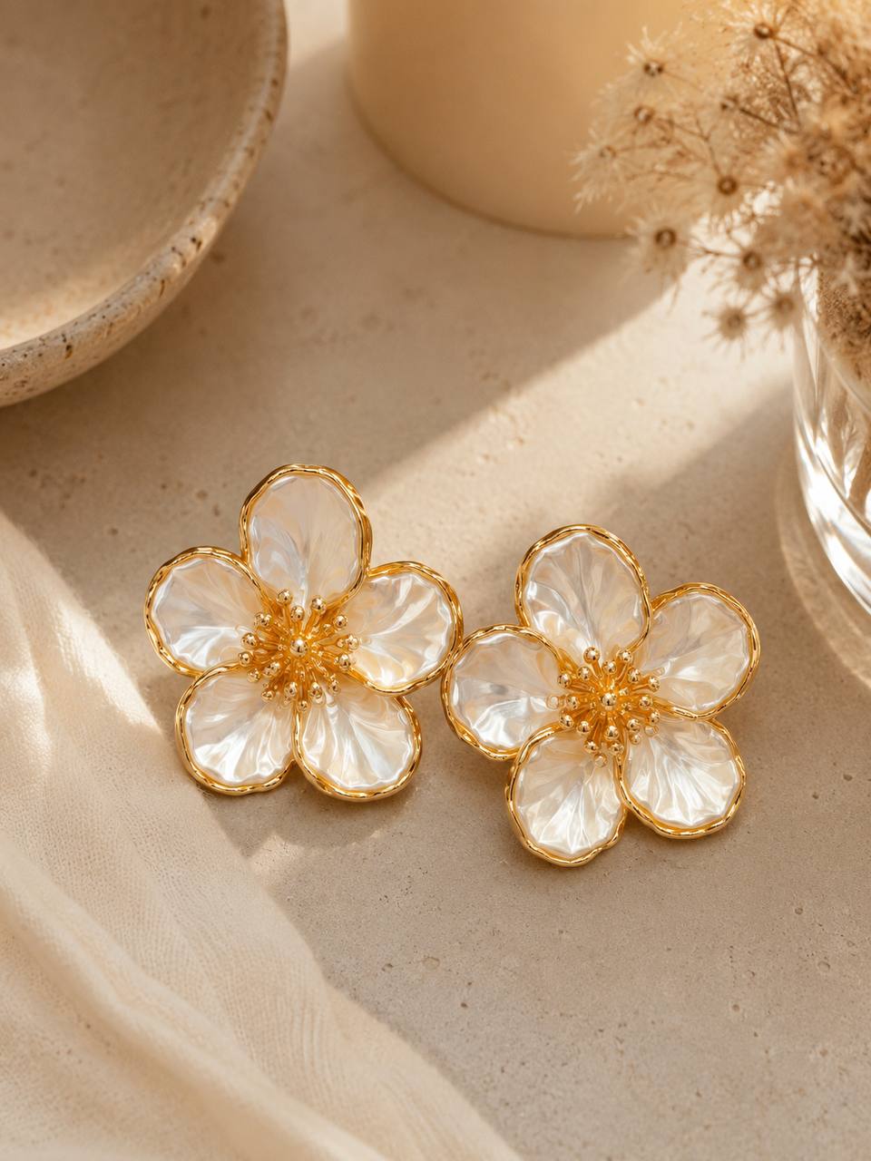 Mother of Pearl Flower Stud Earrings