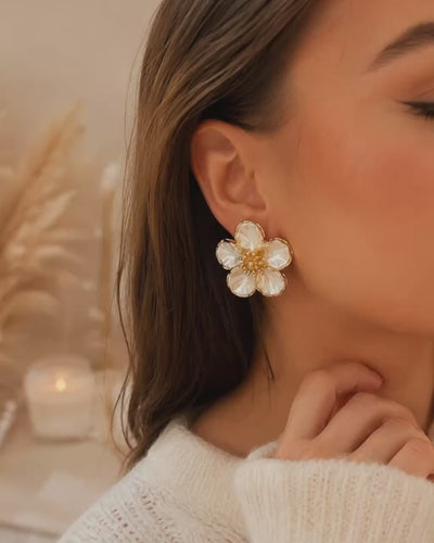 Mother of Pearl Flower Stud Earrings
